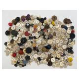 1 lb of Vintage Buttons