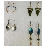 4 Pairs of Fashion Earrings