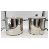 2-12 Quart Cooking Pots w/One Lid
