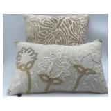 2 Neutral Pillows
