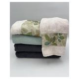 Lot of 4 Towels & 1 Hand Towel