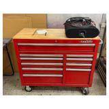 NICE HUSKEY ROLL AROUND TOOL BOX