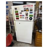 SHOP FRIDGE & FREEZER FOR COLD DRINKS