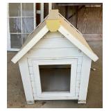 Cat / Dog House