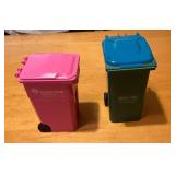 Mini Desktop Trash Cans
