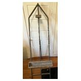 Vintage Iron Art easel
