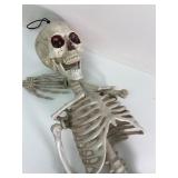 26ï¿½ï¿½ Plastic Skeleton With Missing Pieces