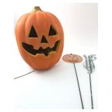 Gemmy Foam Pumpkin Head And Metal Halloween Decor