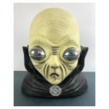 Easter Unlimited Alien Bust Mask Prop