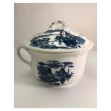Maddockï¿½s Royal Porcelain Lidded Chamber Pot