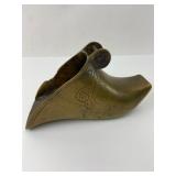 Brass Stirrup With Engraved Design