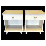 Kroehler Furniture Pair Of Nightstands