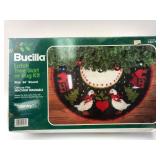 Bucilla Latch Tree Skirt Or Rug Kit 34ï¿½ï¿½ Round