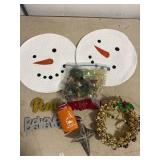 Christmas Decor Lot With Snowman Placemats