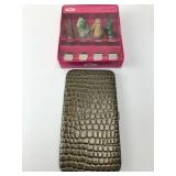 BW Spreaders Set & Croc-Pattern Wallet