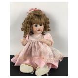 Hilde 14´´ Porcelain Doll With Pink Dress