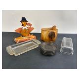 Tupperware, Glassware & Woodcrafted Items