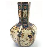Chinese Qing Dynasty Ceramic Vase 9 Tall