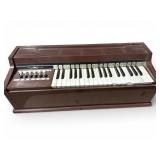 Magnus Electric Chord Organ With Keys & Buttons