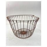 Rustic Wire Basket With Circular Design