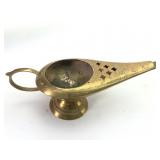 Brass Genie-Style Oil Lamp With Handle