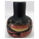 Navajo Pottery Vase Signed Tara 5.5 Tall