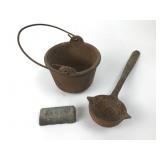 Lyman Lead Bar W Cast Iron Pot & Ladle