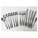 Vintage 1946 Oneida Queen Bess 2 Silverplate Set