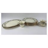 Minton Stanwood Bone China Dinnerware Set