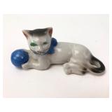 Vintage Porcelain Kitten With Yarn