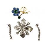 Unsigned Costume Jewelry Lot, Brooches and Earring