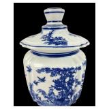 Dechang Ceramics Blue & White Porcelain Jar, 10x7'