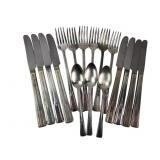 Wm. Rogers Mfg. Co. Extra Plate Flatware Set