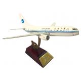Xiamen Airlines Boeing 737-700 Model Plane