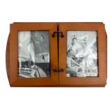 Wooden Double Hinged 4x6' Photo Frame