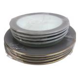Pyrex Glass Plates, Set of Eight