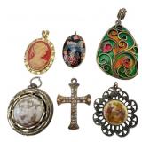 Hollycraft & Assorted Vintage Pendants Lot