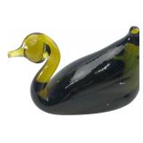 Art Glass Swan Figurine 4 in