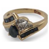 14K Gold Pear Cut Size 5 Ring