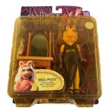 Palisades Muppet Show Miss Piggy Action Figure