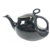 Hall 0330 Black & Gold 6-Cup Teapot