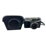 Petri 7 S 35mm Rangefinder Camera w/ Case