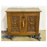 Antique Coffer-8861