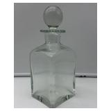 Clear Glass Decanter With Stopper