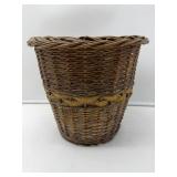 Handwoven Wicker Basket-9308