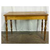 Lovely Pine Table-9922