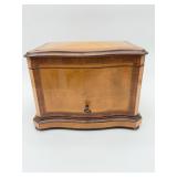 Antique Humidor-10139