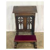 Antique Gothic Kneeler-9979