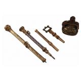 JEWELRY. Collection of Antique Objects.