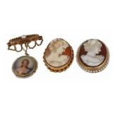 JEWELRY. Grouping of Vintage 13kt Gold Brooches.